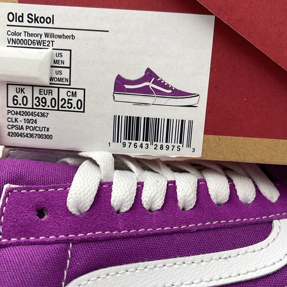 Vans WMNS Old Skool Color Theory Willowherb
VN000D6WE2T Sneakers - Picture 15 of 16